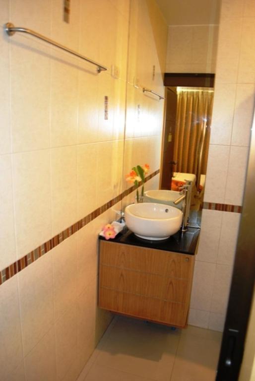 Pasadena Lodge Pattaja Szoba fotó